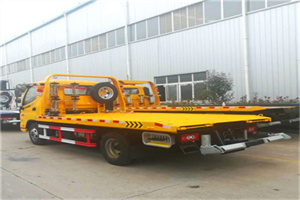 下陆附近拖车救援搭电